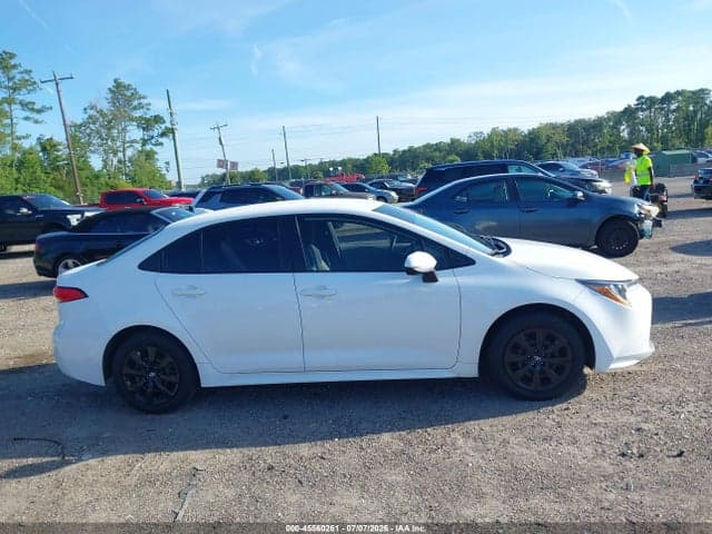 2022 TOYOTA COROLLA LE 13