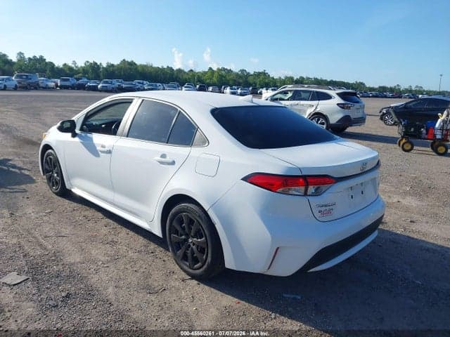 2022 TOYOTA COROLLA LE 3