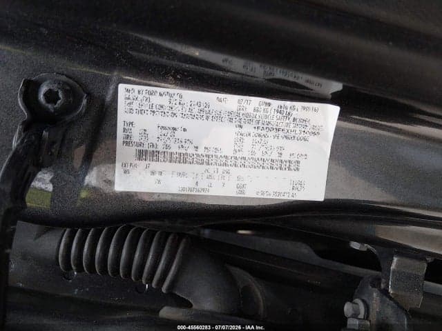 2017 FORD FOCUS SE 9