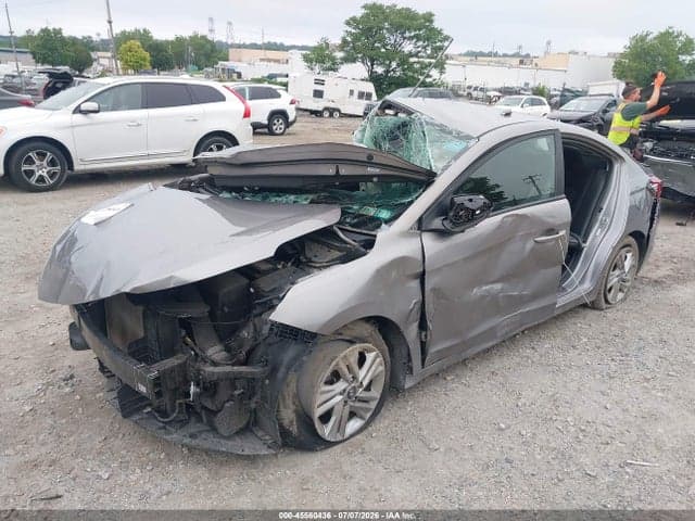 2020 HYUNDAI ELANTRA SEL 2
