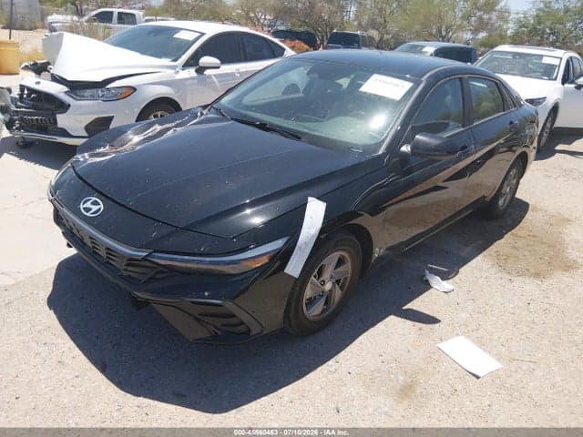 2025 HYUNDAI ELANTRA SE 2