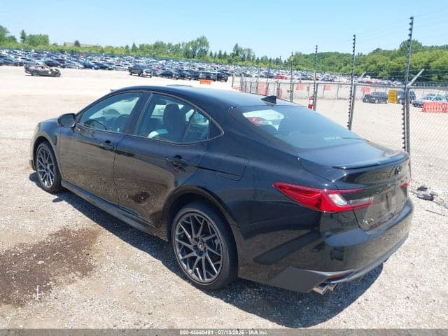 2025 TOYOTA CAMRY SE 3