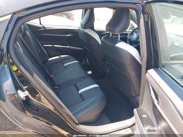 2025 TOYOTA CAMRY SE 8