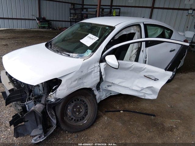 2017 NISSAN VERSA 1.6 SV 6