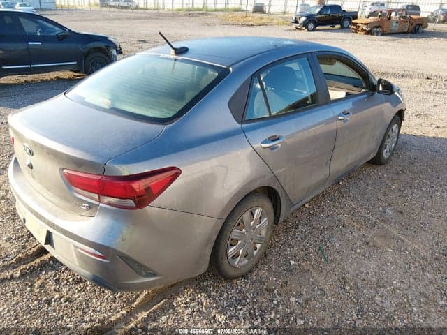 2021 KIA RIO S 4