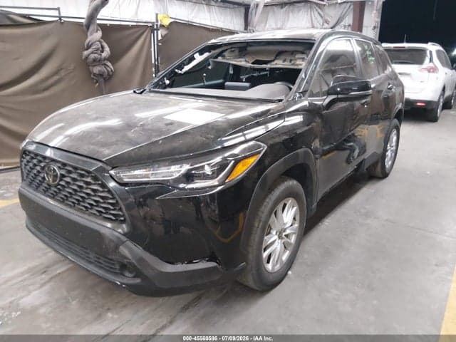 2023 TOYOTA COROLLA CROSS LE 2