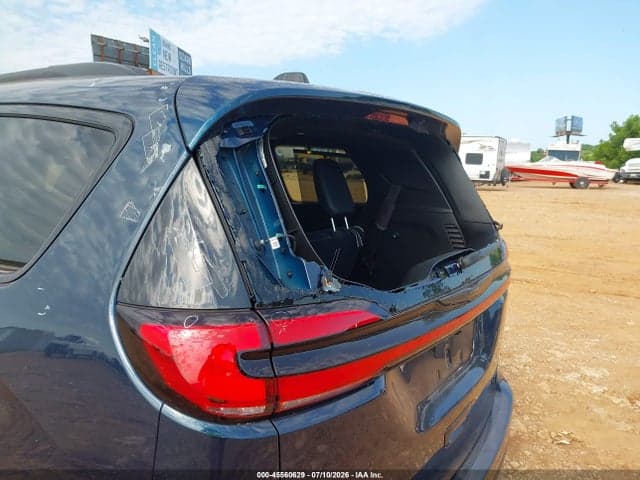 2025 CHRYSLER PACIFICA LIMITED 6