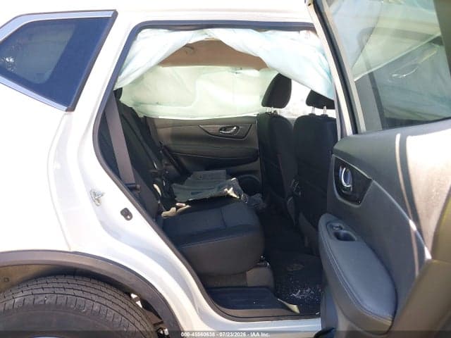 2018 NISSAN ROGUE SV 8