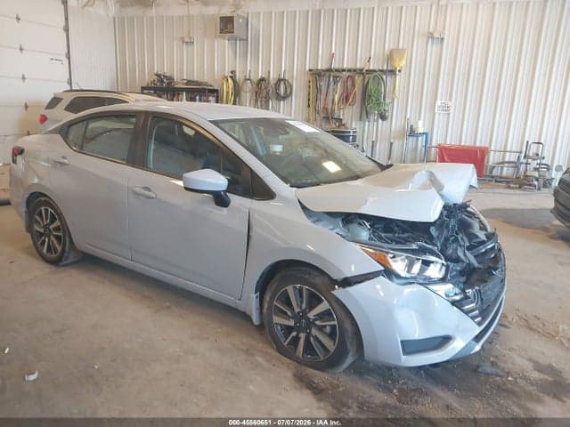 2024 NISSAN VERSA 1.6 SV 1