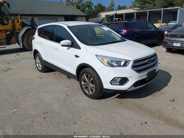 2017 FORD ESCAPE SE 1