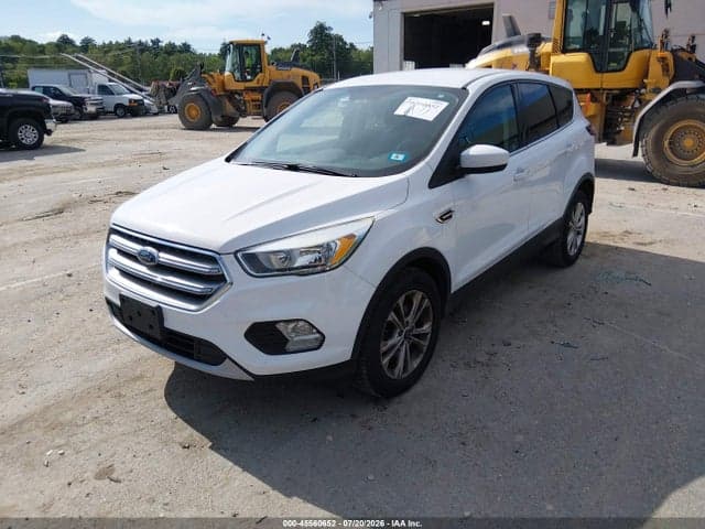 2017 FORD ESCAPE SE 2