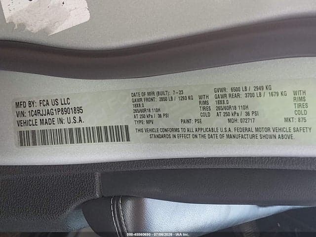2023 JEEP GRAND CHEROKEE L LAREDO 4X2 9