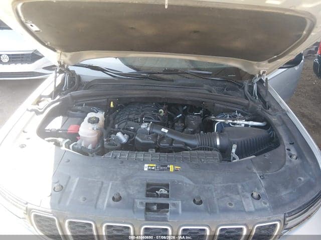 2023 JEEP GRAND CHEROKEE L LAREDO 4X2 10