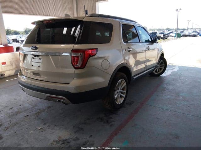 2017 FORD EXPLORER XLT 4