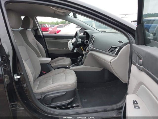 2018 HYUNDAI ELANTRA SEL 5