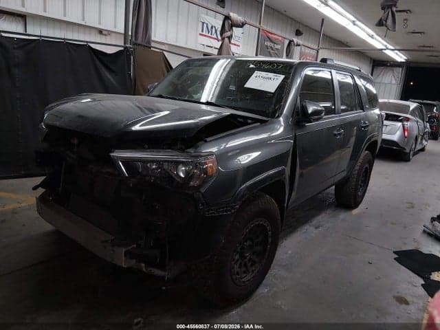 2019 TOYOTA 4RUNNER SR5 PREMIUM 2