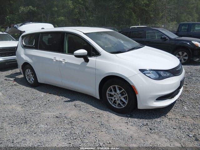 2022 CHRYSLER VOYAGER LX 1