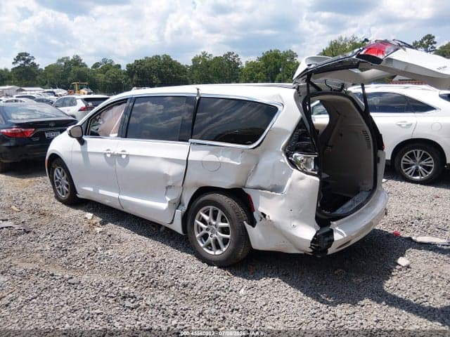 2022 CHRYSLER VOYAGER LX 3