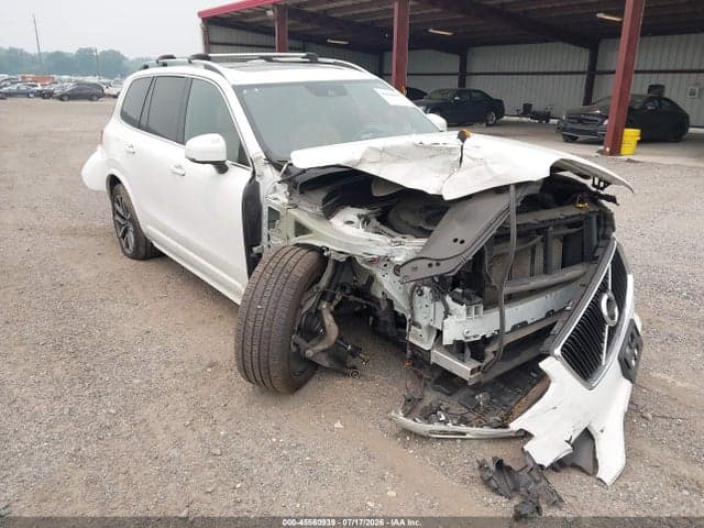 2018 VOLVO XC90 T6 MOMENTUM - 1