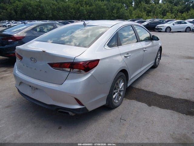 2018 HYUNDAI SONATA SE 4