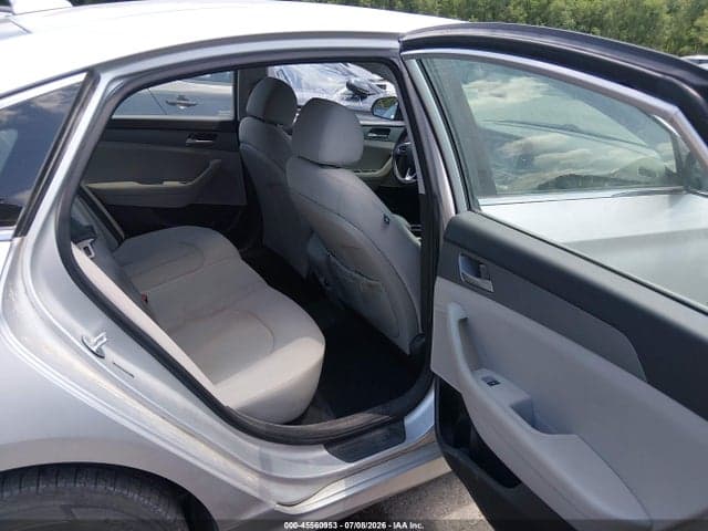 2018 HYUNDAI SONATA SE 8