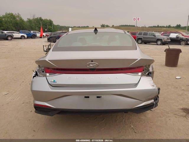 2022 HYUNDAI ELANTRA SEL 16
