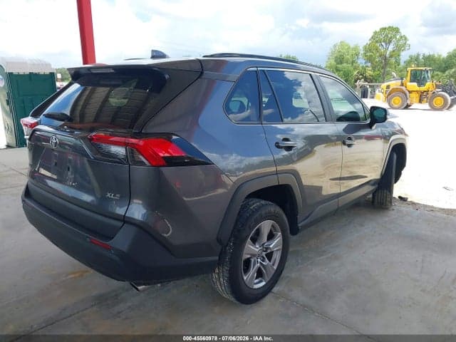 2023 TOYOTA RAV4 XLE 4