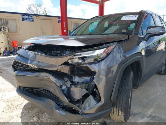 2023 TOYOTA RAV4 XLE 6