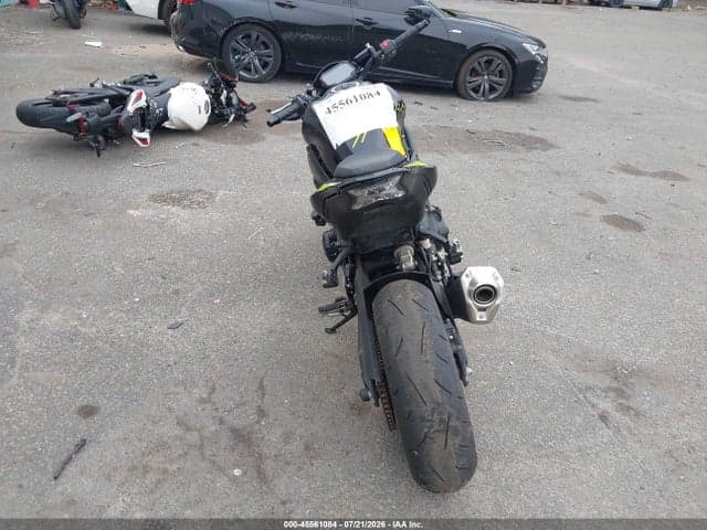 2024 KAWASAKI ZR900 F 6