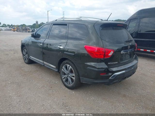 2017 NISSAN PATHFINDER PLATINUM 3