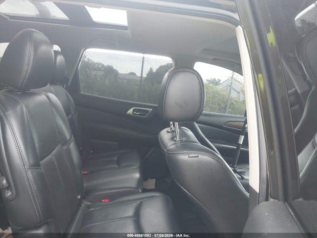 2017 NISSAN PATHFINDER PLATINUM 8