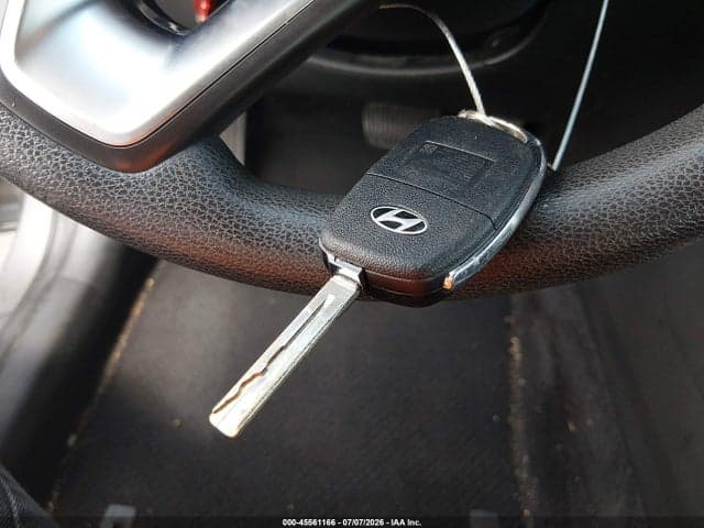 2019 HYUNDAI SONATA SE 11