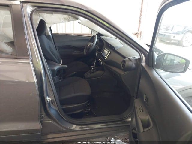 2025 NISSAN KICKS PLAY S 5