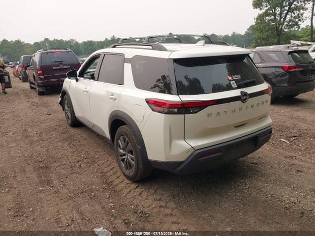 2024 NISSAN PATHFINDER SV 4WD 3