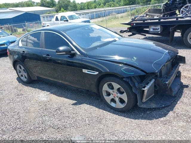 2018 JAGUAR XE 25T 1
