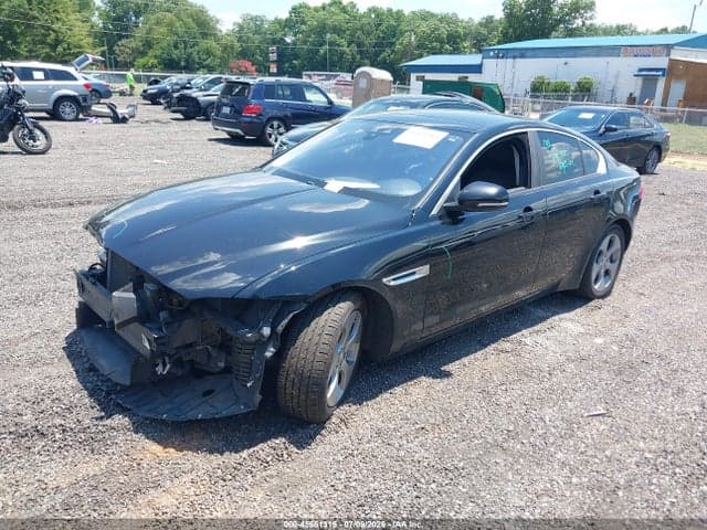 2018 JAGUAR XE 25T 2