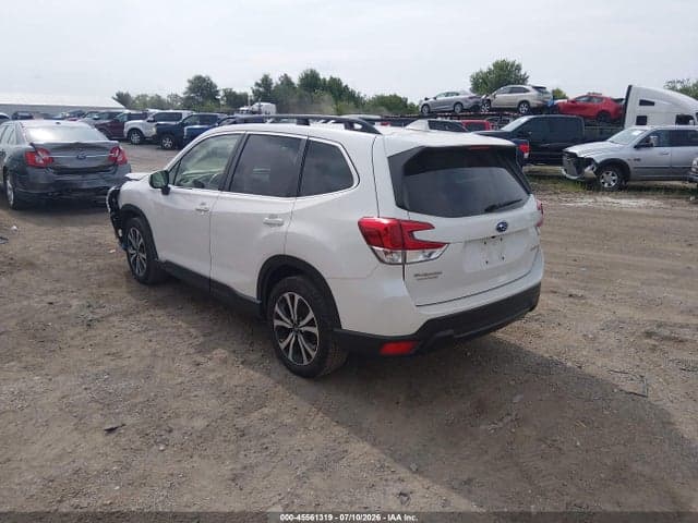 2023 SUBARU FORESTER LIMITED 3