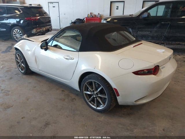 2022 MAZDA MX-5 MIATA GRAND TOURING 3