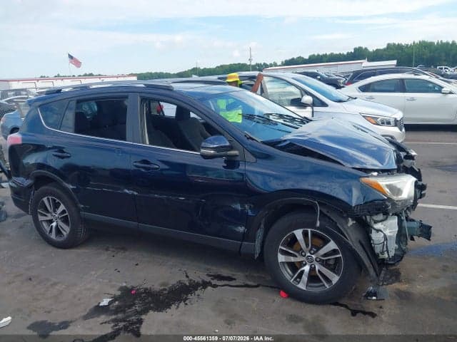 2018 TOYOTA RAV4 XLE 14