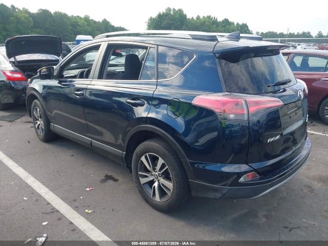 2018 TOYOTA RAV4 XLE 3