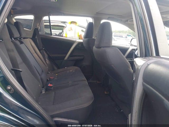 2018 TOYOTA RAV4 XLE 8