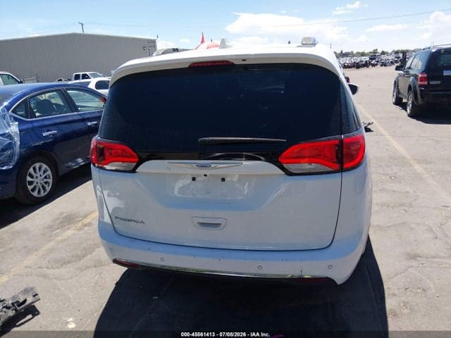 2018 CHRYSLER PACIFICA TOURING L PLUS 16