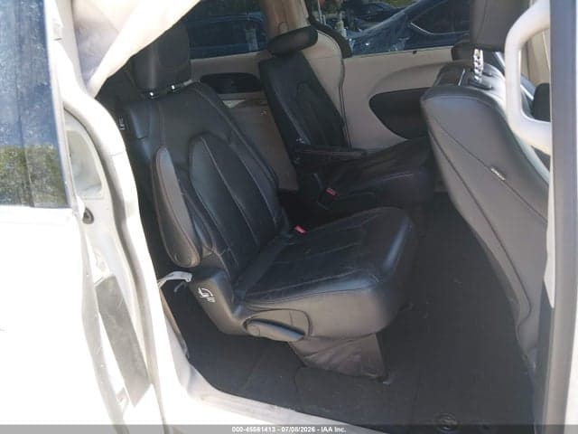 2018 CHRYSLER PACIFICA TOURING L PLUS 8