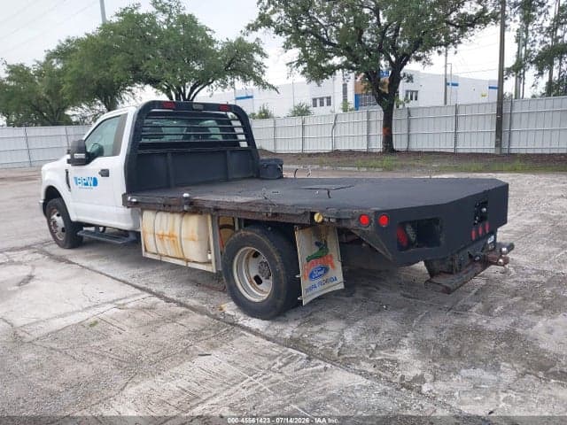 2019 FORD F-350 CHASSIS XL 3