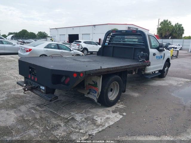 2019 FORD F-350 CHASSIS XL 4