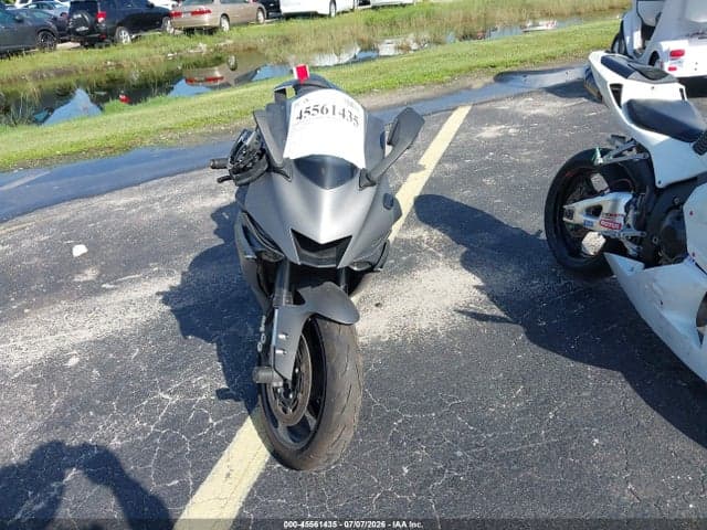 2018 YAMAHA YZFR6 5