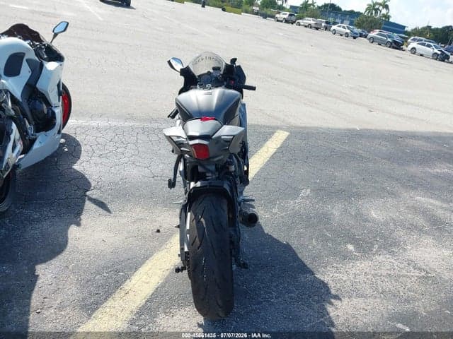 2018 YAMAHA YZFR6 6