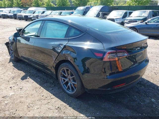 2021 TESLA MODEL 3 LONG RANGE DUAL MOTOR ALL-WHEEL DRIVE 3