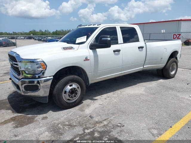 2024 RAM 3500 TRADESMAN 4X4 8' BOX 2
