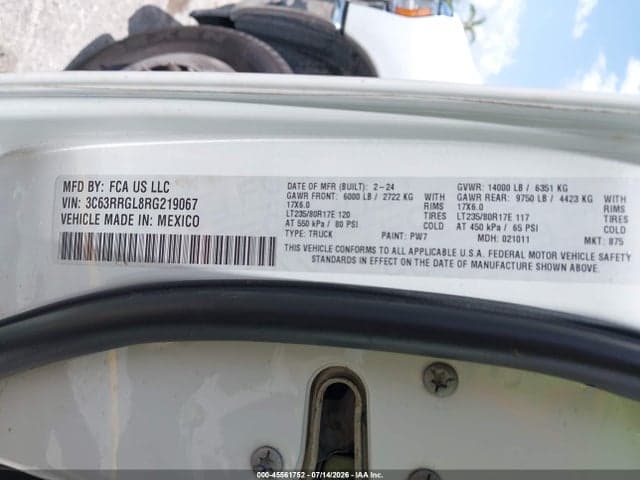 2024 RAM 3500 TRADESMAN 4X4 8' BOX 9